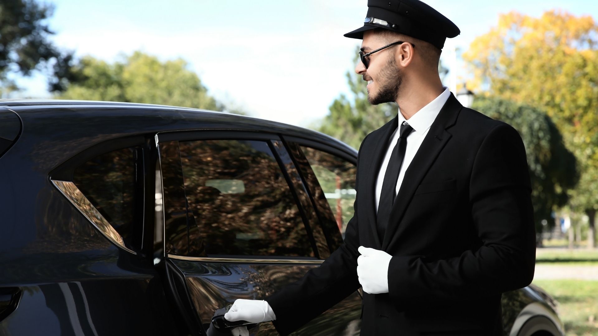 Bayside Limousines chauffeur at Reagan National Airport DCA Washington DC transfer