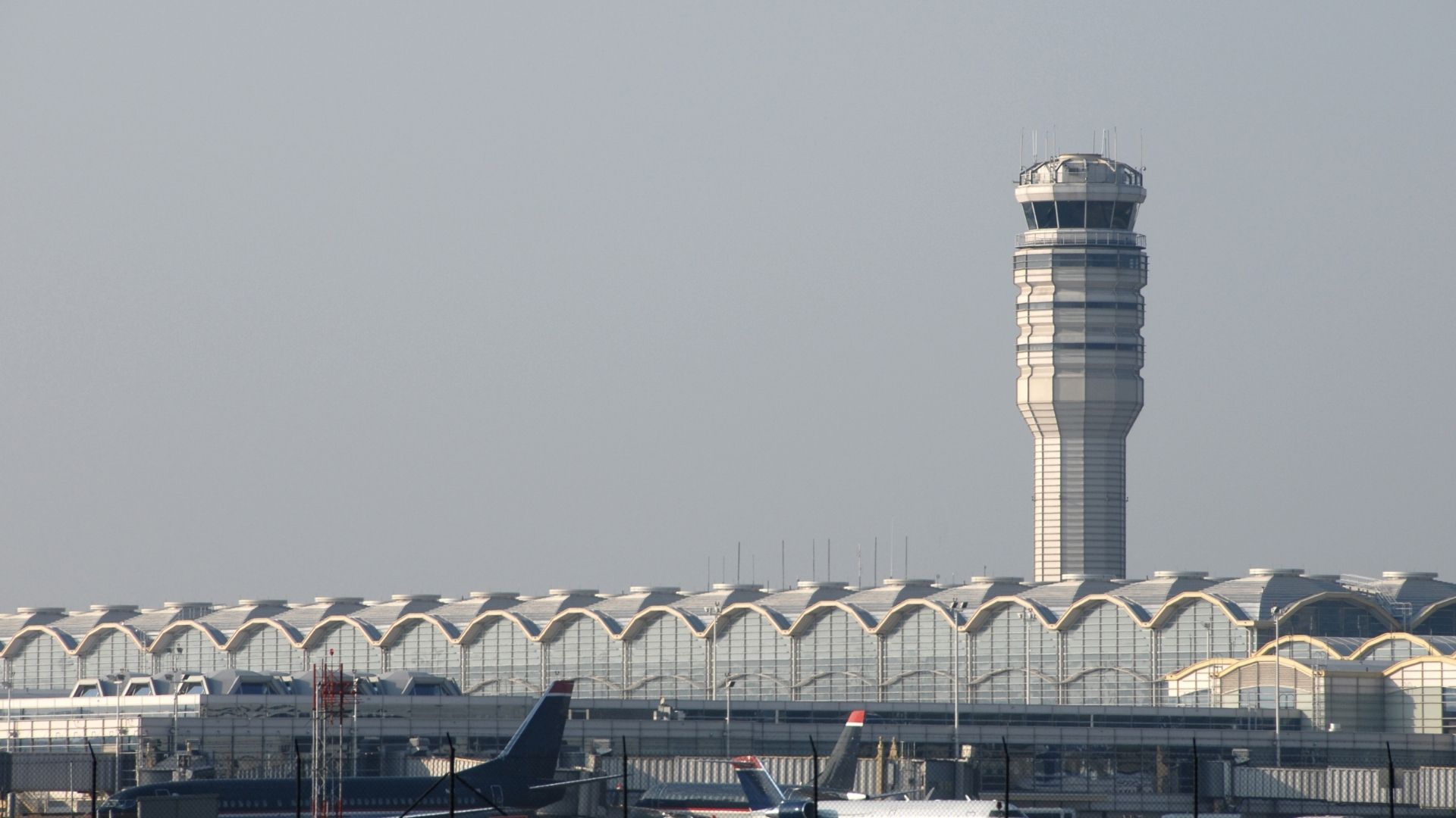 Parking at Reagan National Airport DCA garage and terminal 2026