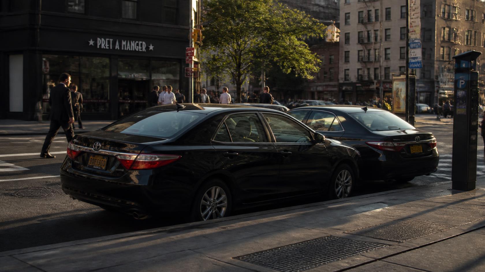 Bayside Limousines black sedan ready for a BWI to Washington DC airport transfer