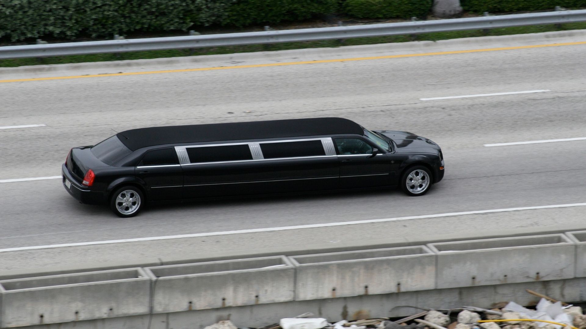 Private limo dc monument tour night Washington DC group WWII Memorial Jefferson Memorial